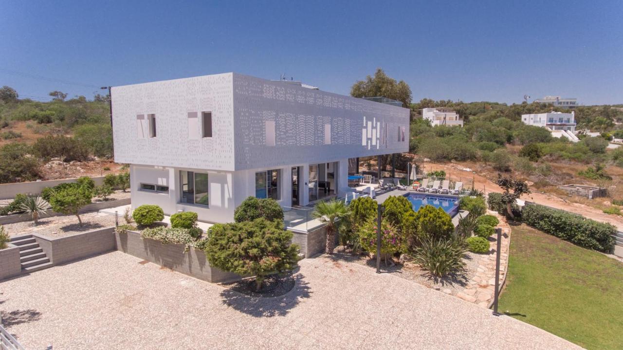 Chloe Luxury Villas Протарас Екстериор снимка