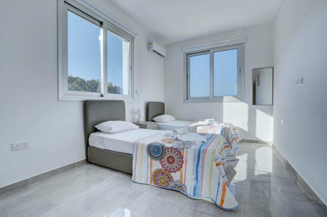 Chloe Luxury Villas Протарас Екстериор снимка