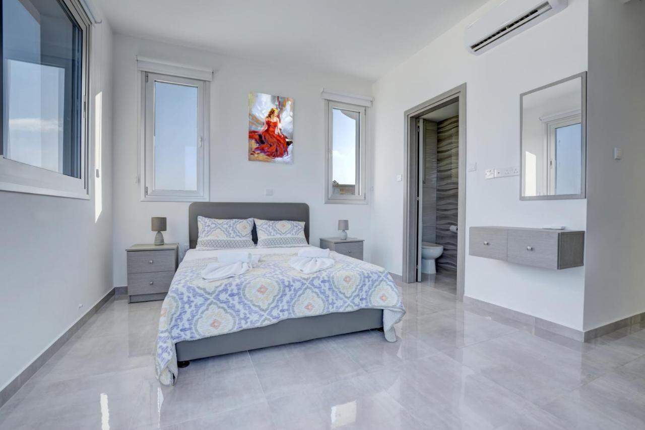 Chloe Luxury Villas Протарас Екстериор снимка